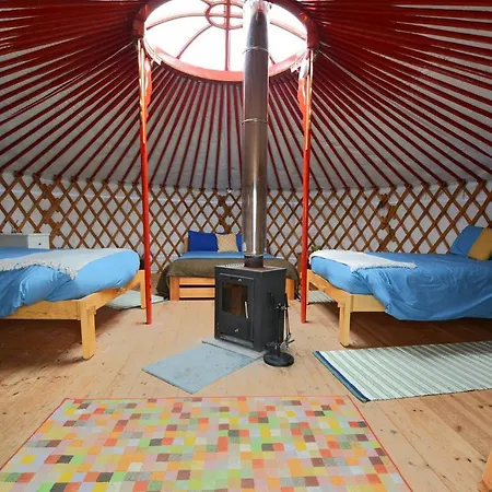 Glamping Yurts Near Newquay Campo de lujo